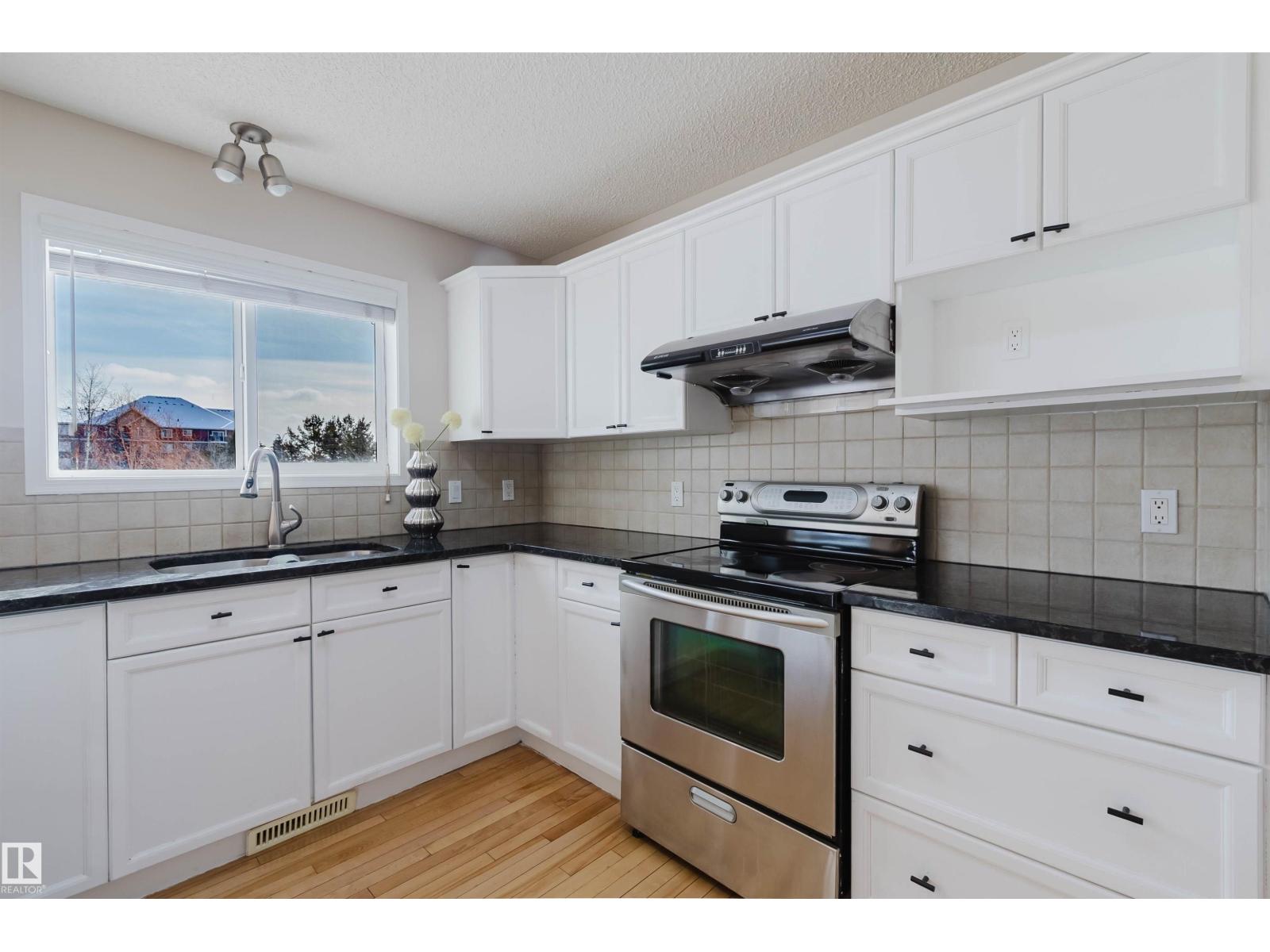 1135 112 St Sw Property Photo 21