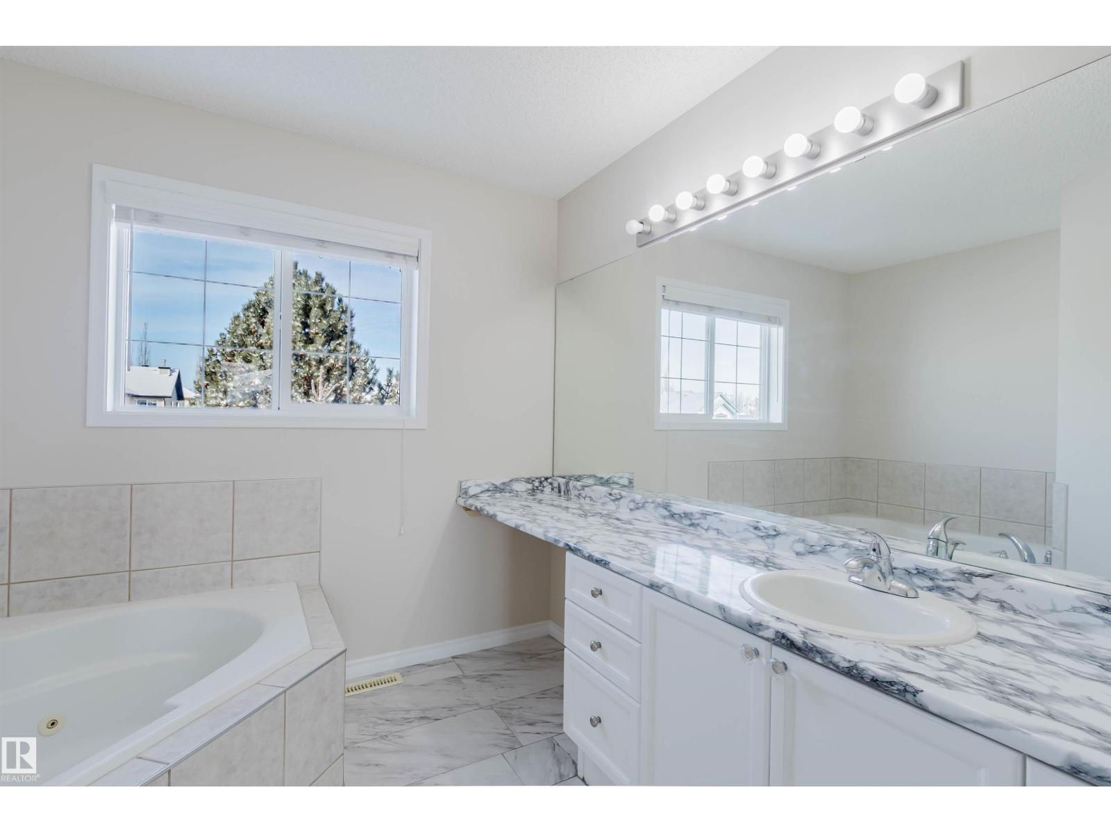 1135 112 St Sw Property Photo 32