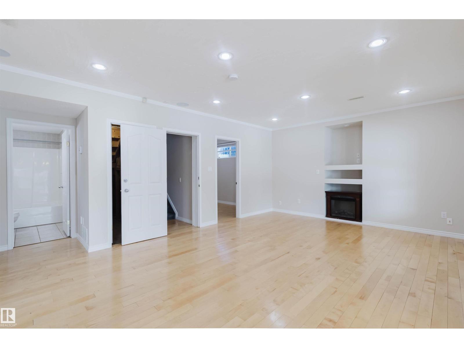 1135 112 St Sw Property Photo 44