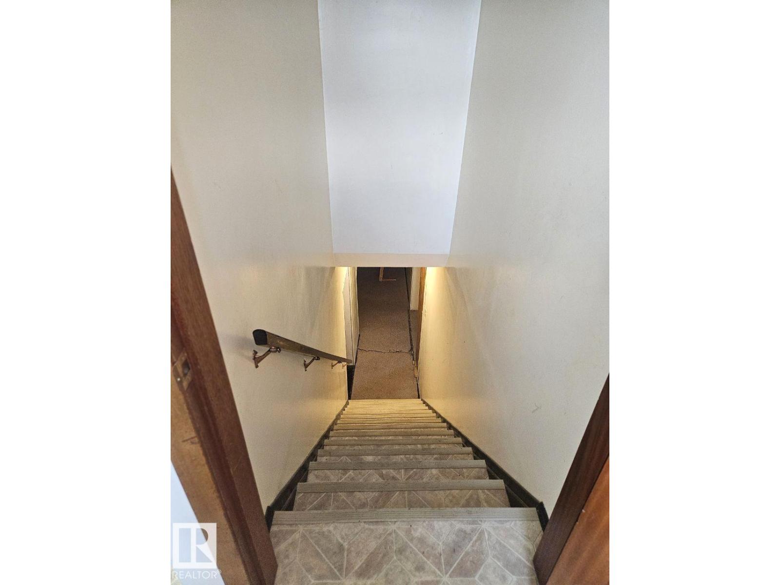 5024 50 St Property Photo 19