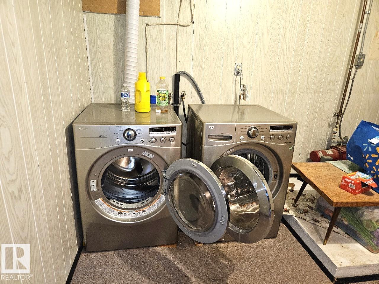 5024 50 St Property Photo 21