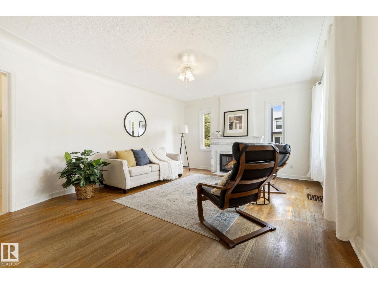 11903 125 St Nw Property Photo 6