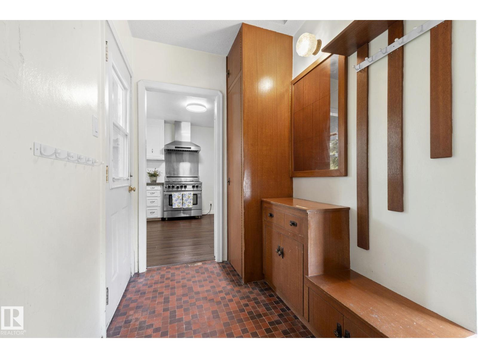 11903 125 St Nw Property Photo 17