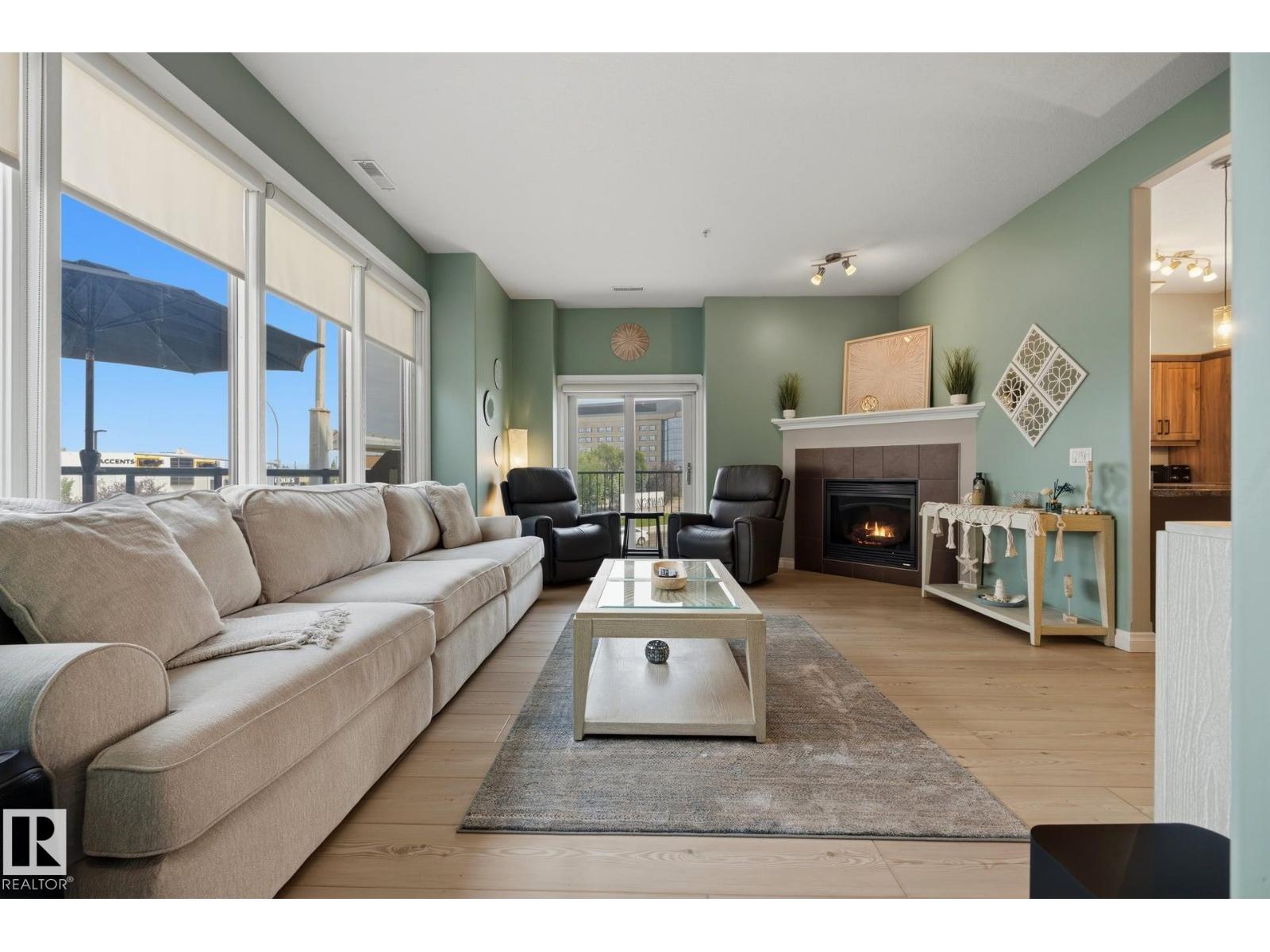 #201 10625 Kingsway Av Nw Property Photo 3