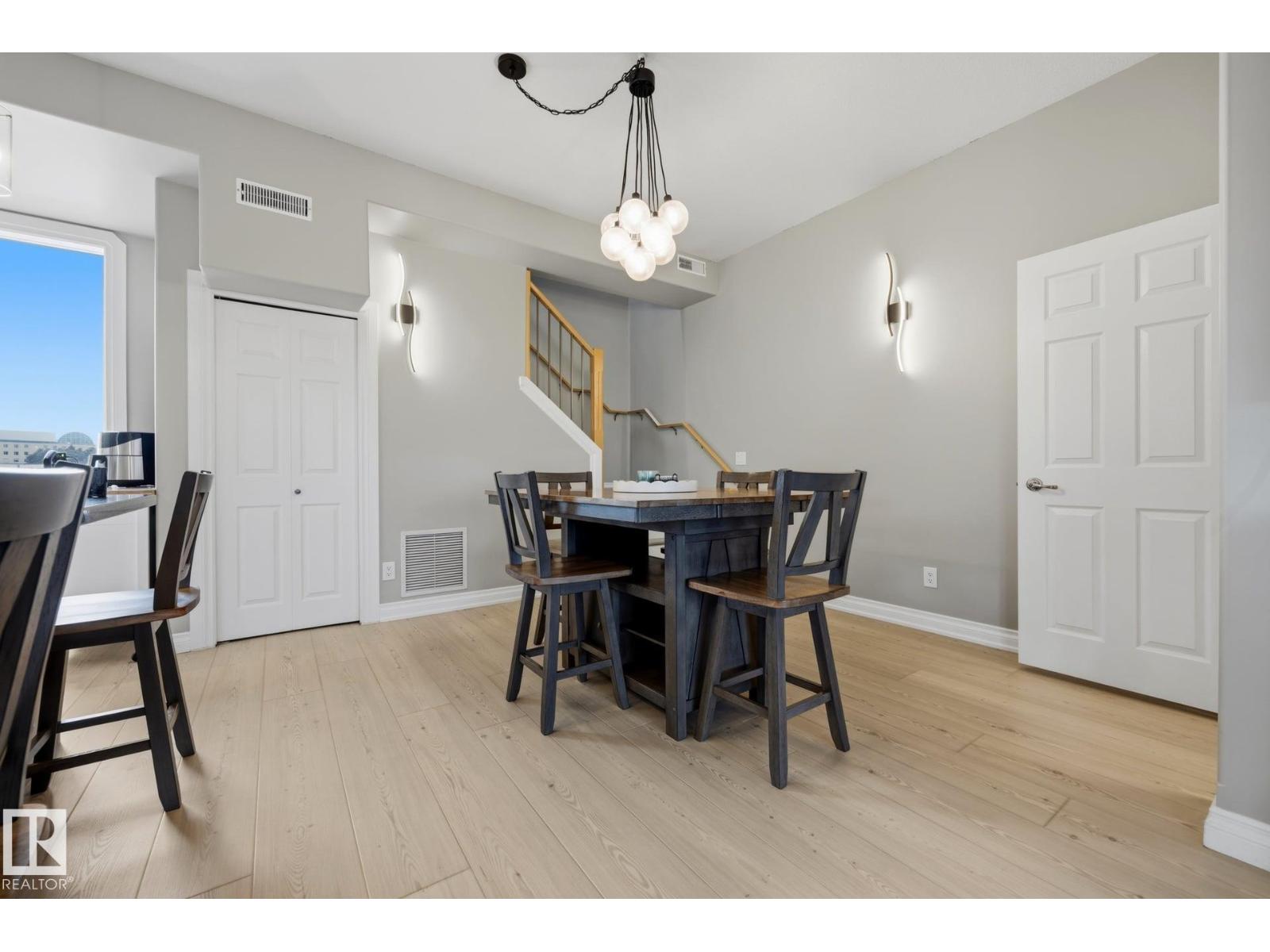 #201 10625 Kingsway Av Nw Property Photo 8