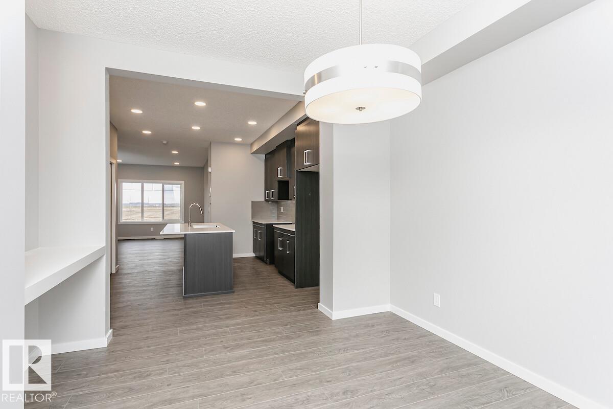 306 Hawthorn Wy Property Photo 9