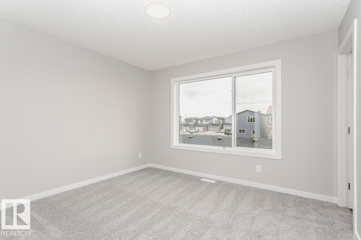 306 Hawthorn Wy Property Photo 12
