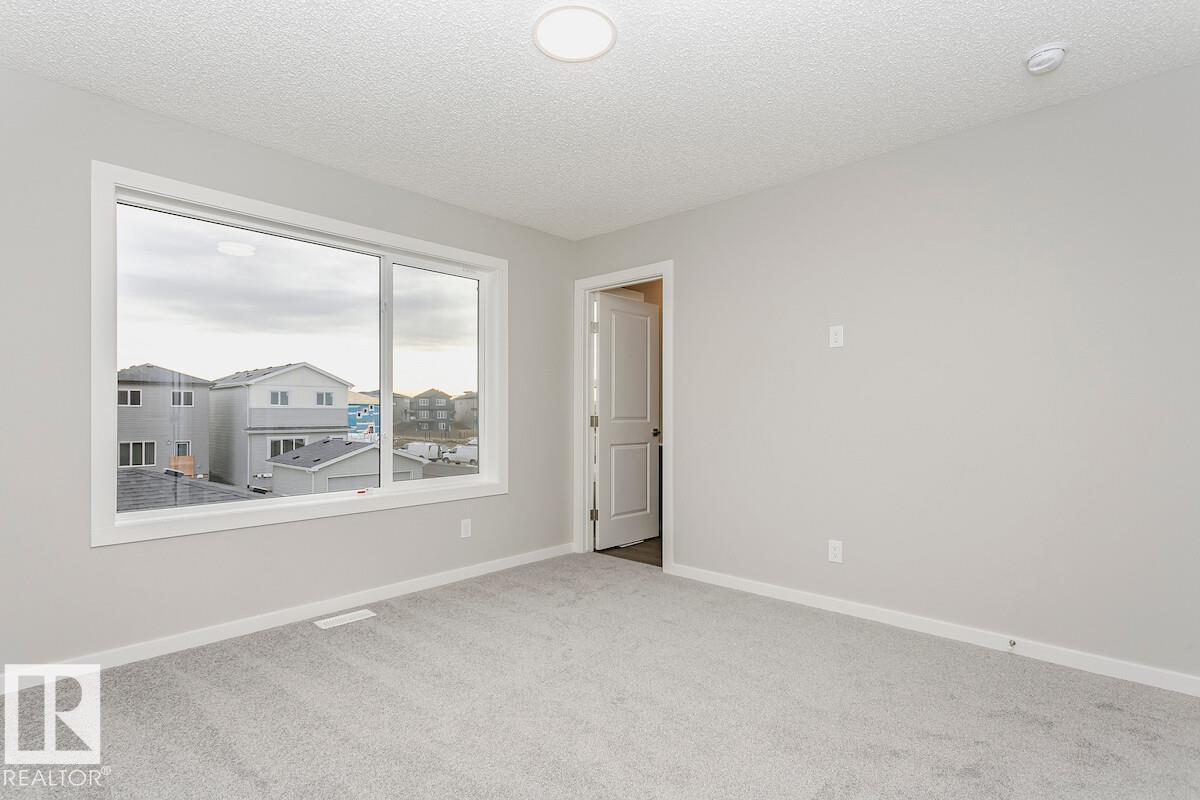 306 Hawthorn Wy Property Photo 13