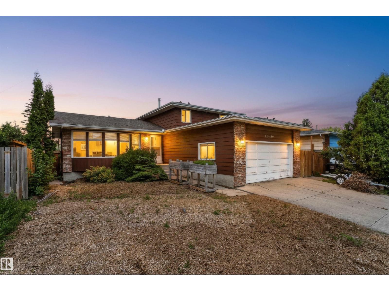 18316 78 AV NW