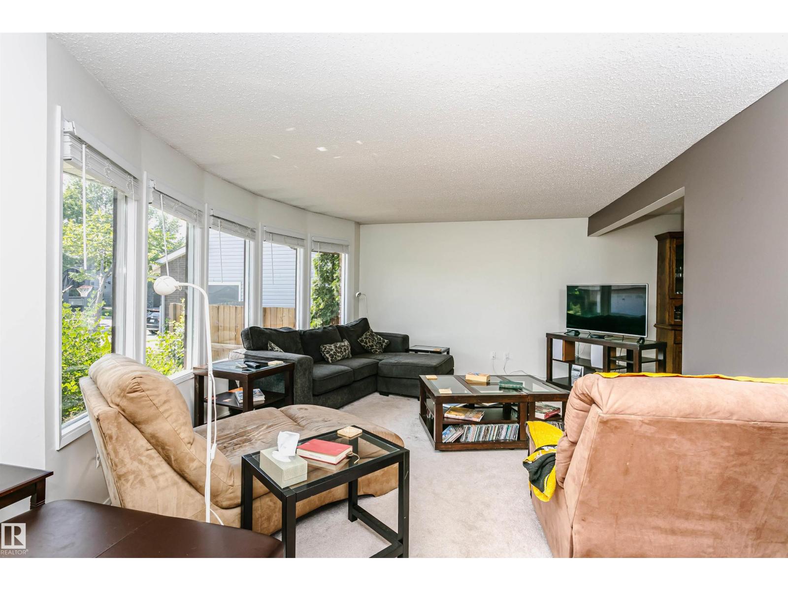18316 78 Av Nw Property Photo 8