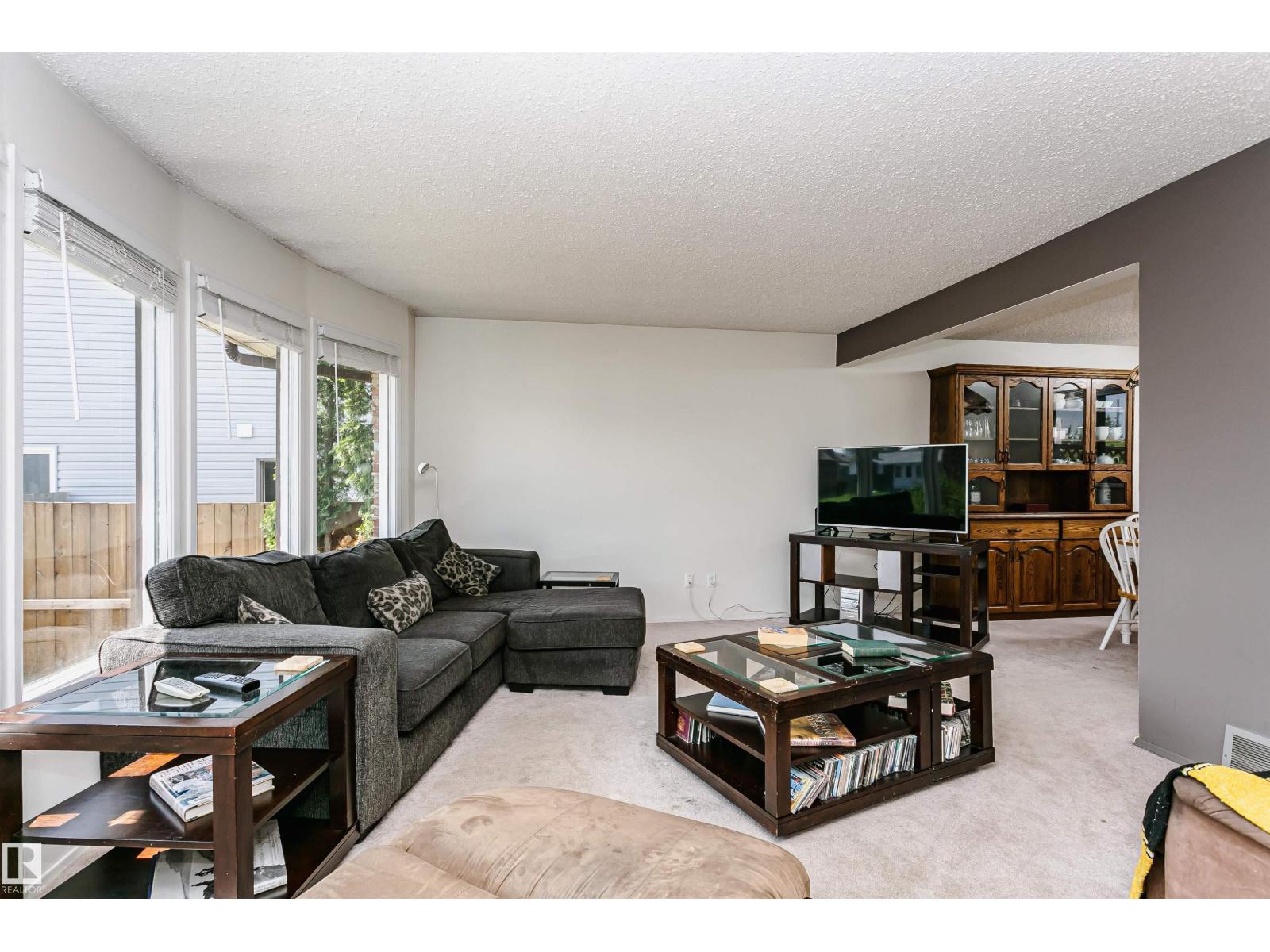 18316 78 Av Nw Property Photo 10