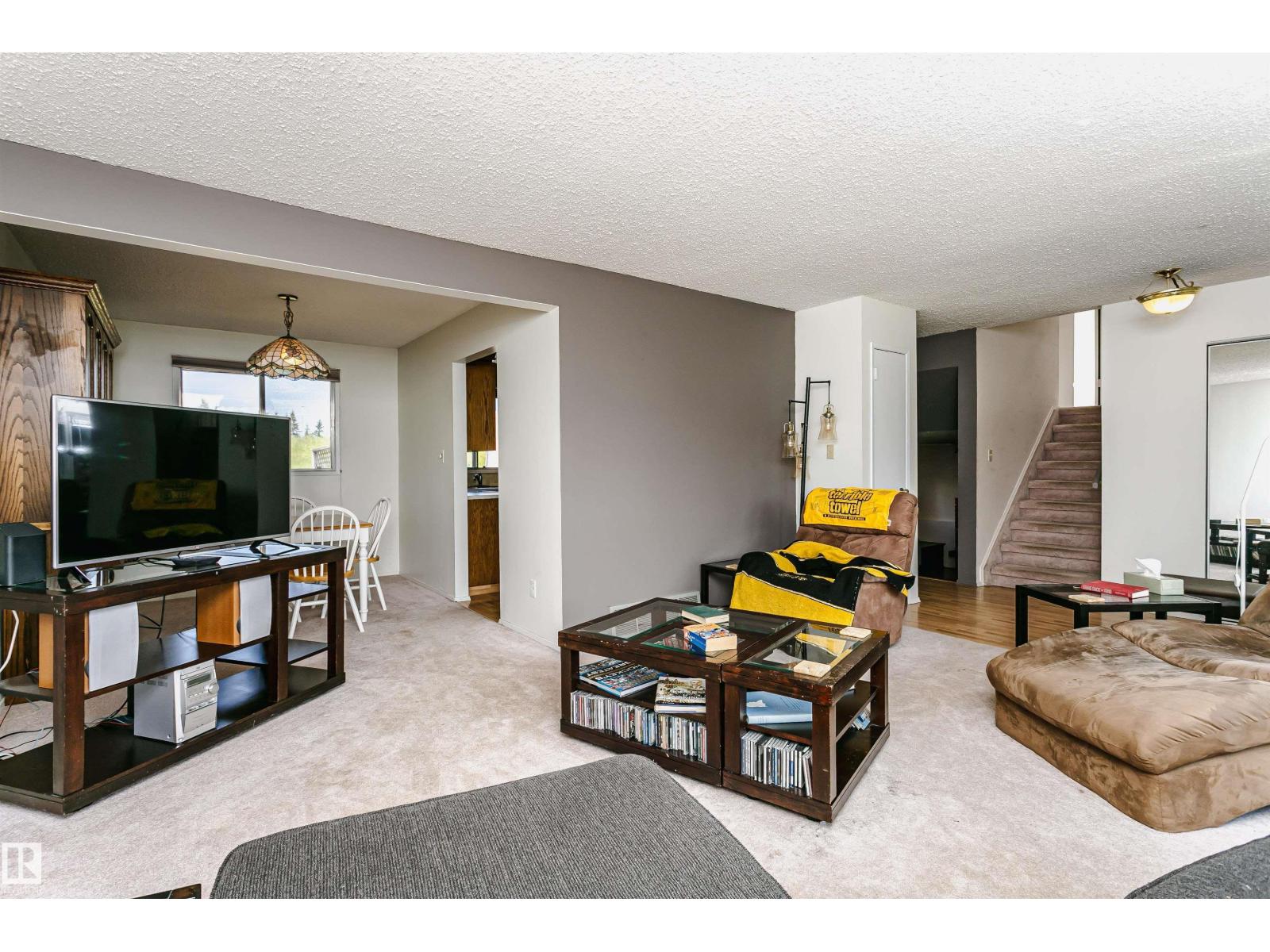 18316 78 Av Nw Property Photo 11