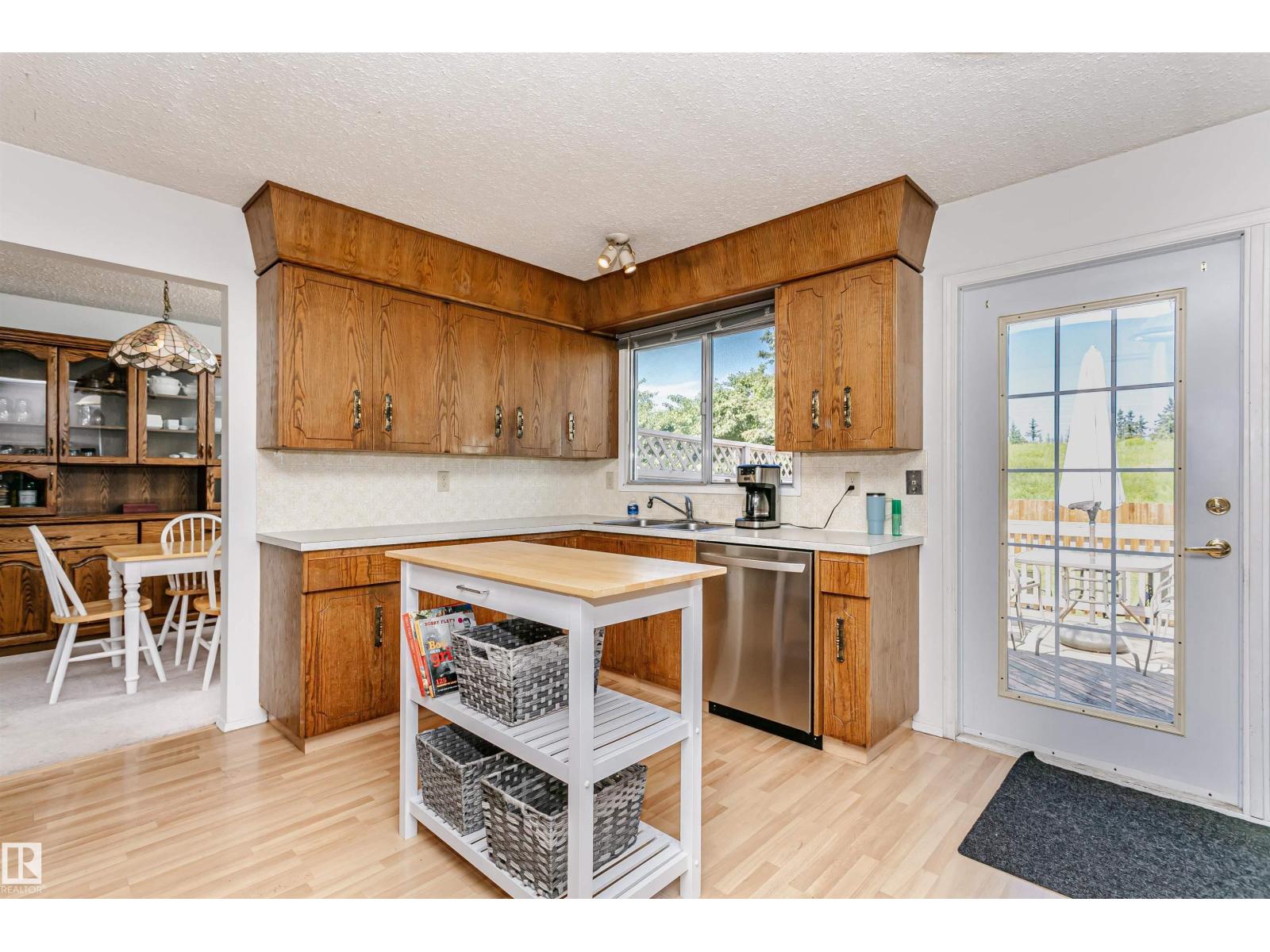 18316 78 Av Nw Property Photo 15