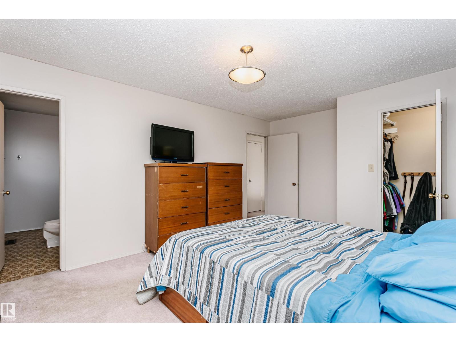 18316 78 Av Nw Property Photo 26