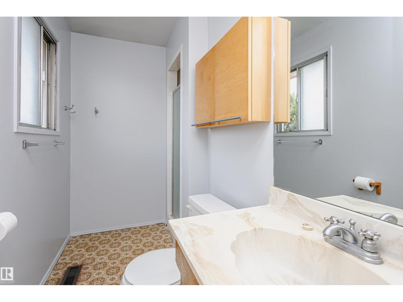18316 78 Av Nw Property Photo 27