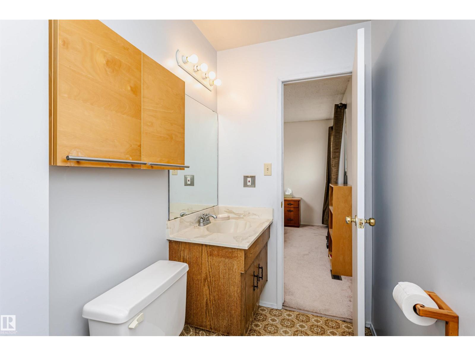 18316 78 Av Nw Property Photo 28