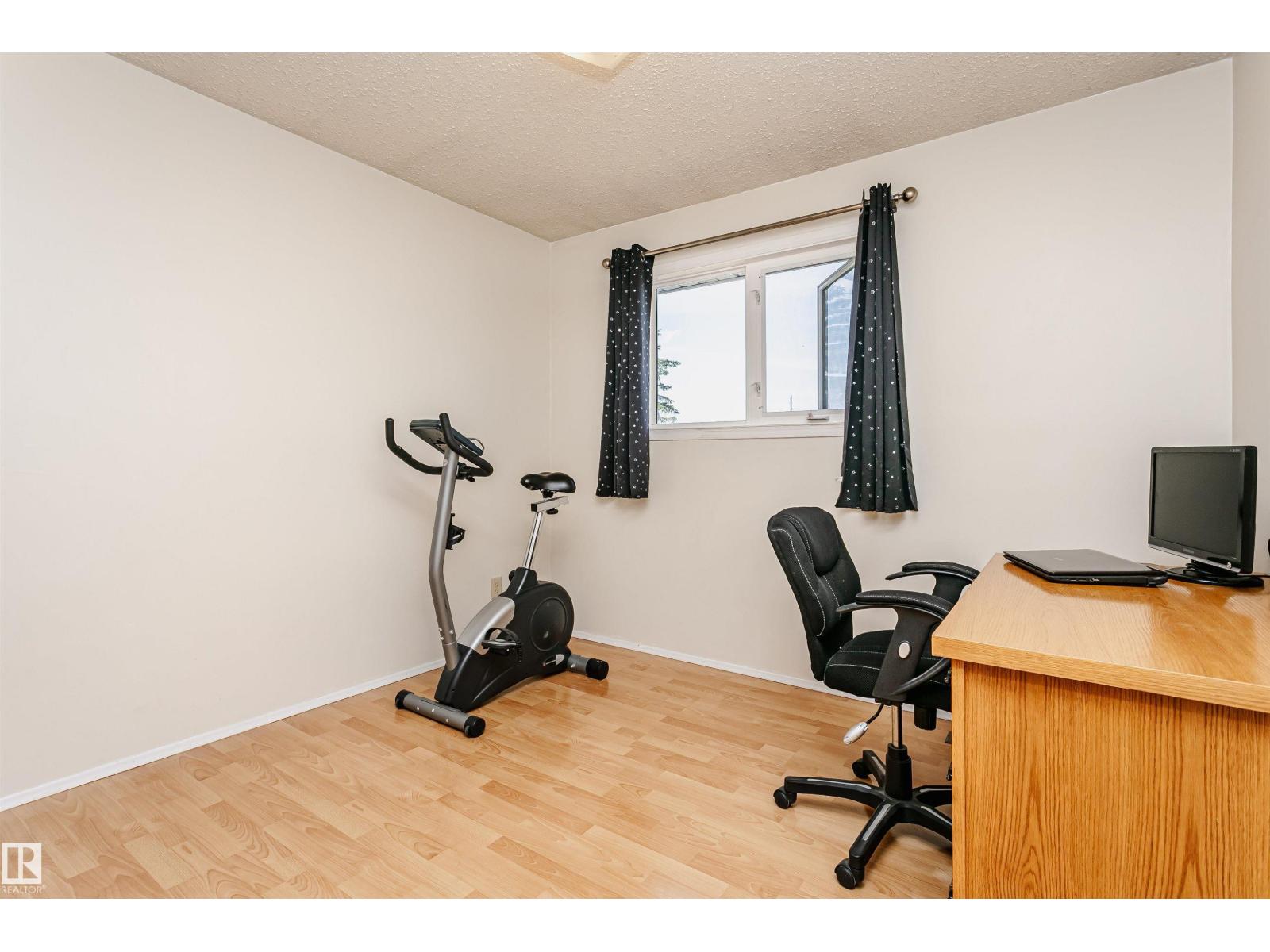 18316 78 Av Nw Property Photo 29