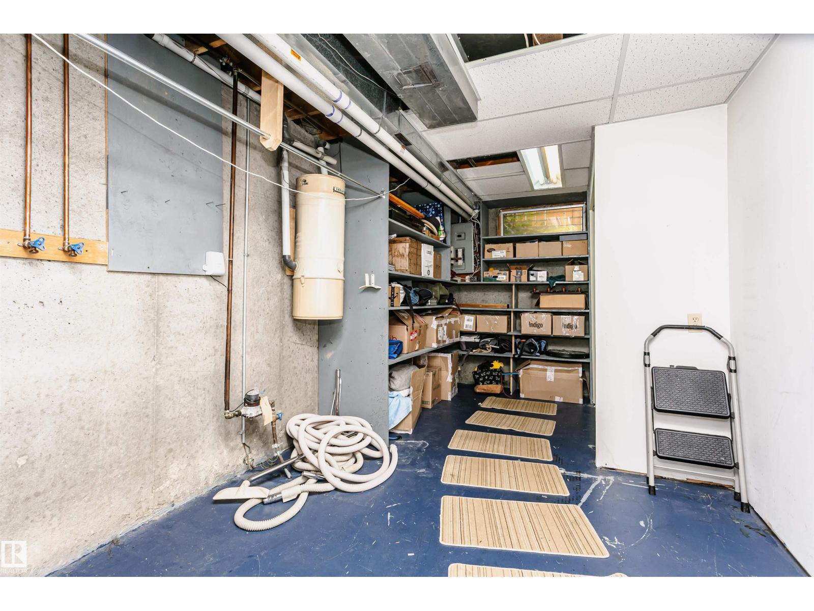 18316 78 Av Nw Property Photo 42