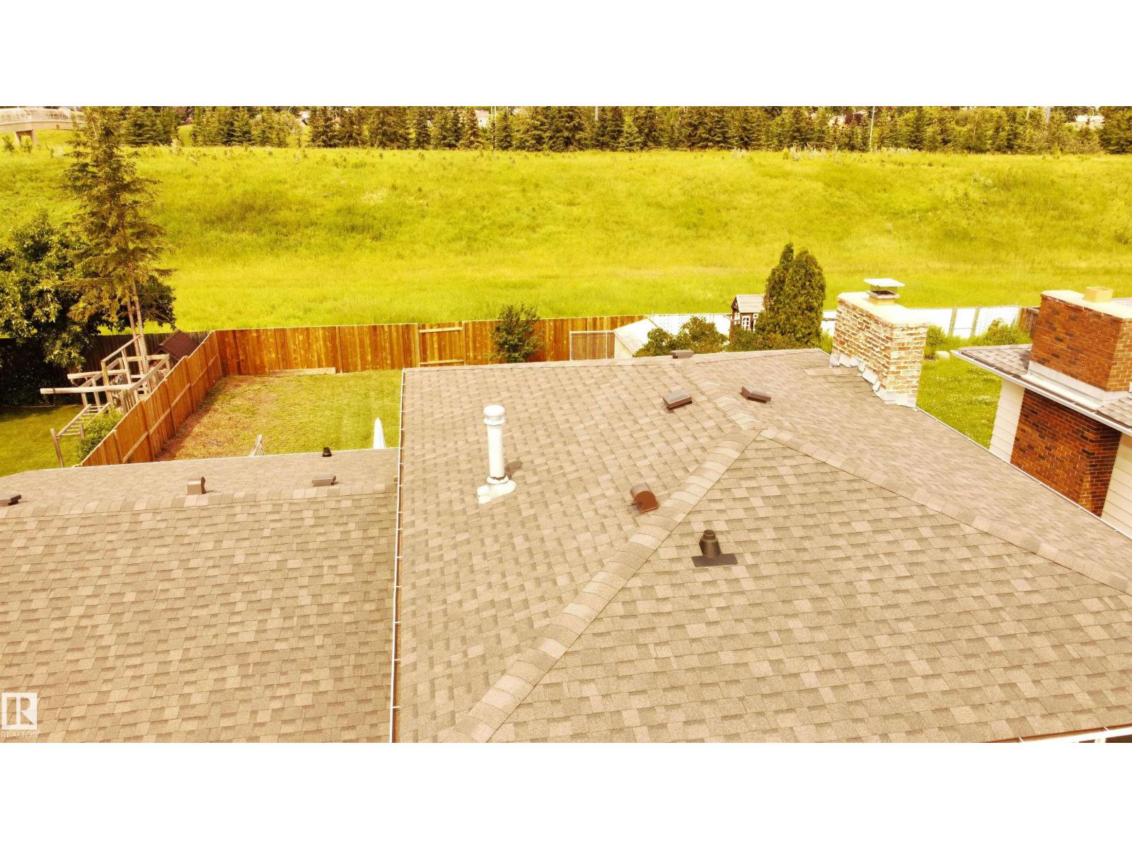 18316 78 Av Nw Property Photo 59