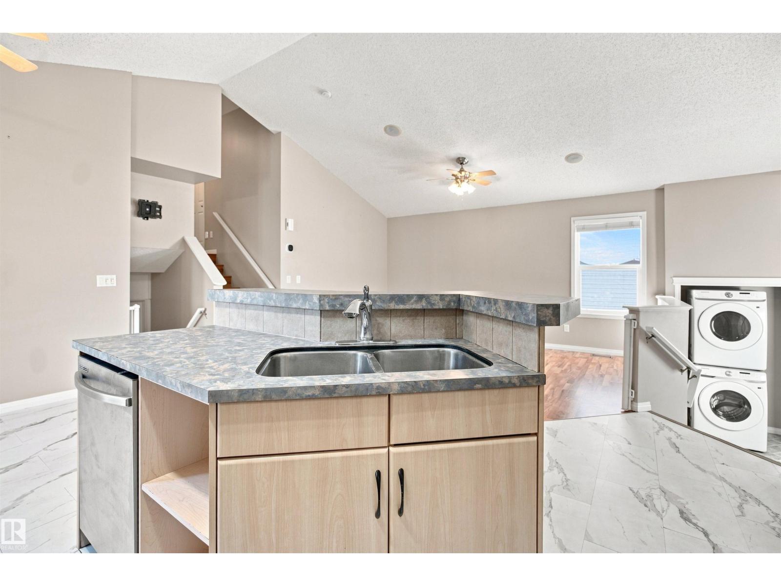 1328 80 St Sw Property Photo 11