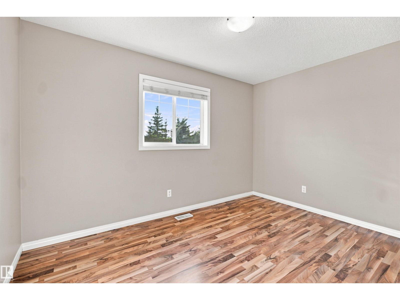 1328 80 St Sw Property Photo 15