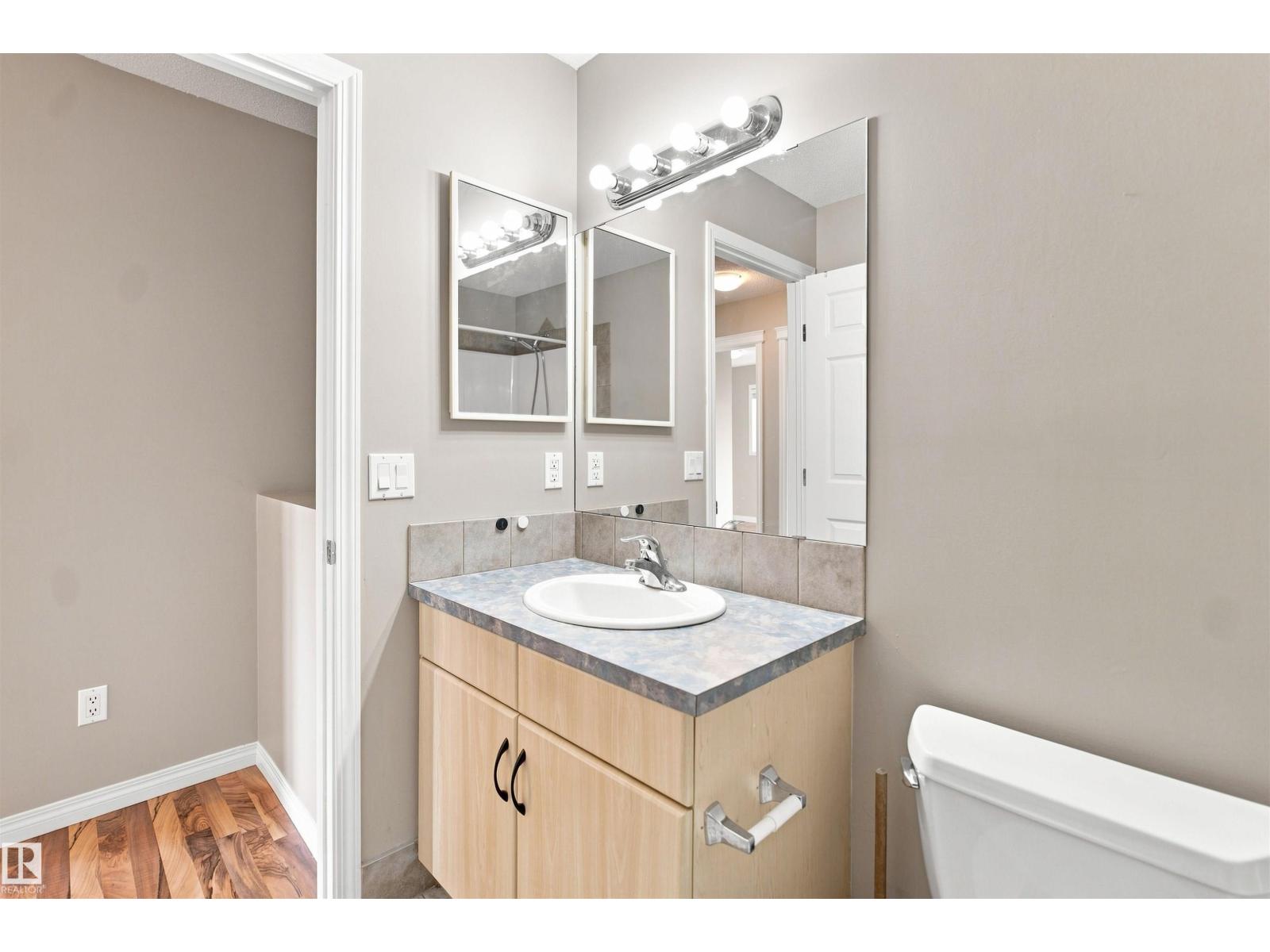1328 80 St Sw Property Photo 20