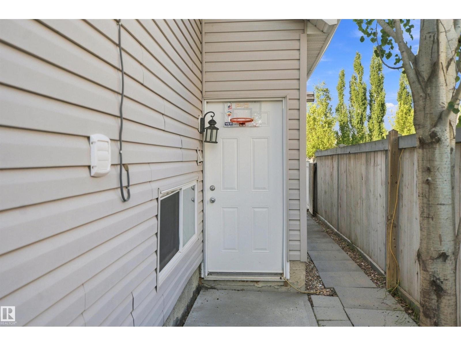 1328 80 St Sw Property Photo 21