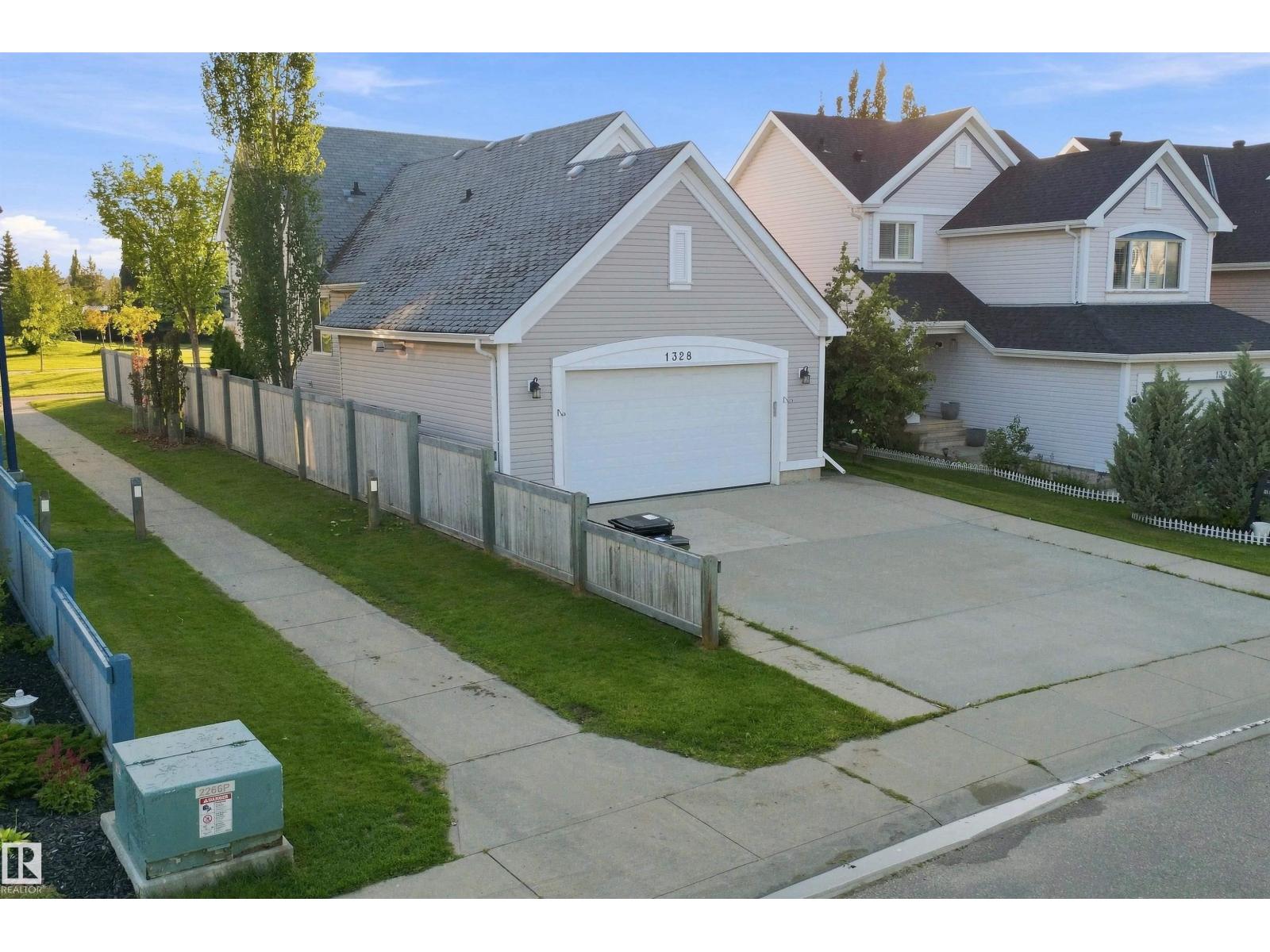 1328 80 St Sw Property Photo 37
