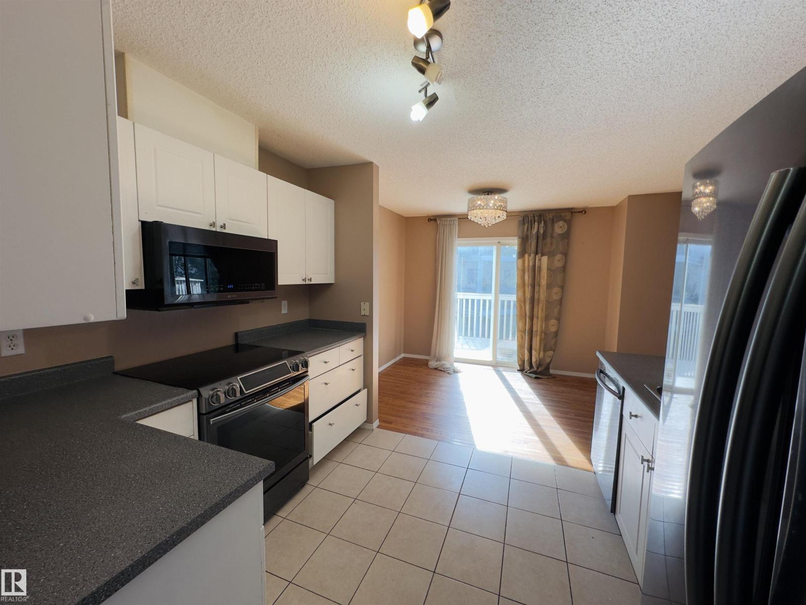 #48 6608 158 Av Nw Property Photo 22