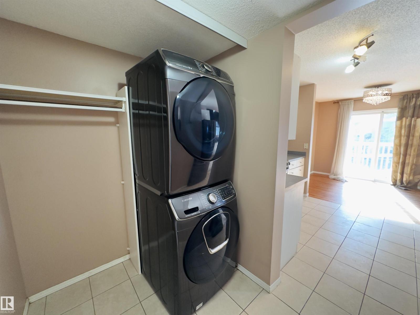 #48 6608 158 Av Nw Property Photo 24