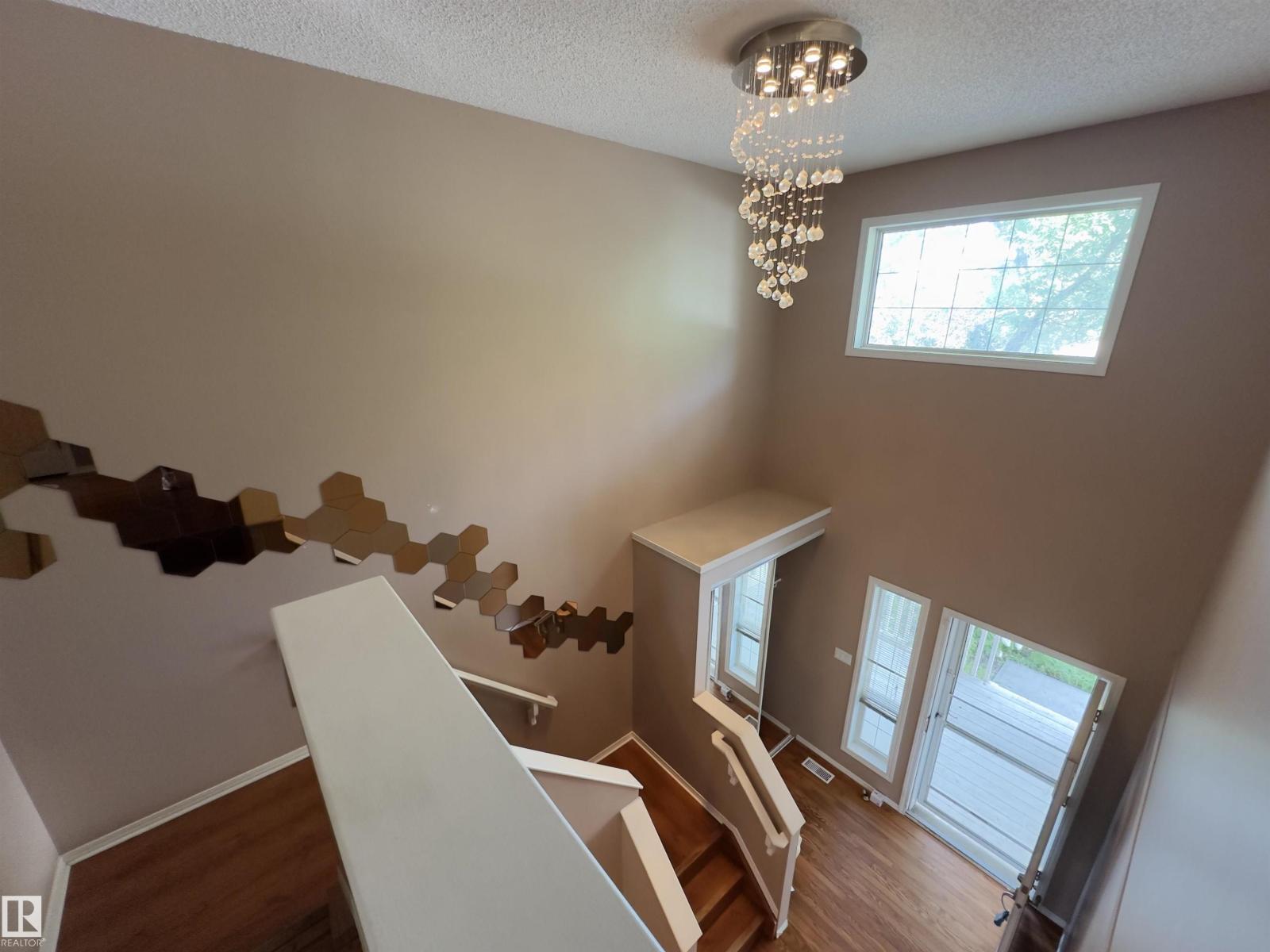 #48 6608 158 Av Nw Property Photo 27