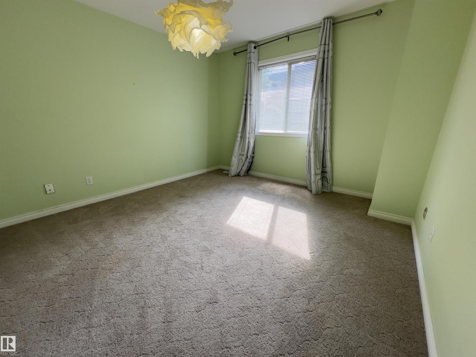 #48 6608 158 Av Nw Property Photo 39