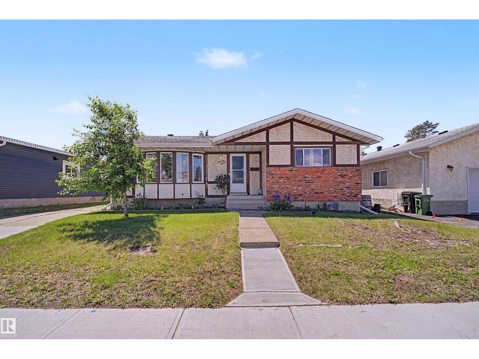 16608 109 St Nw Property Photo 2