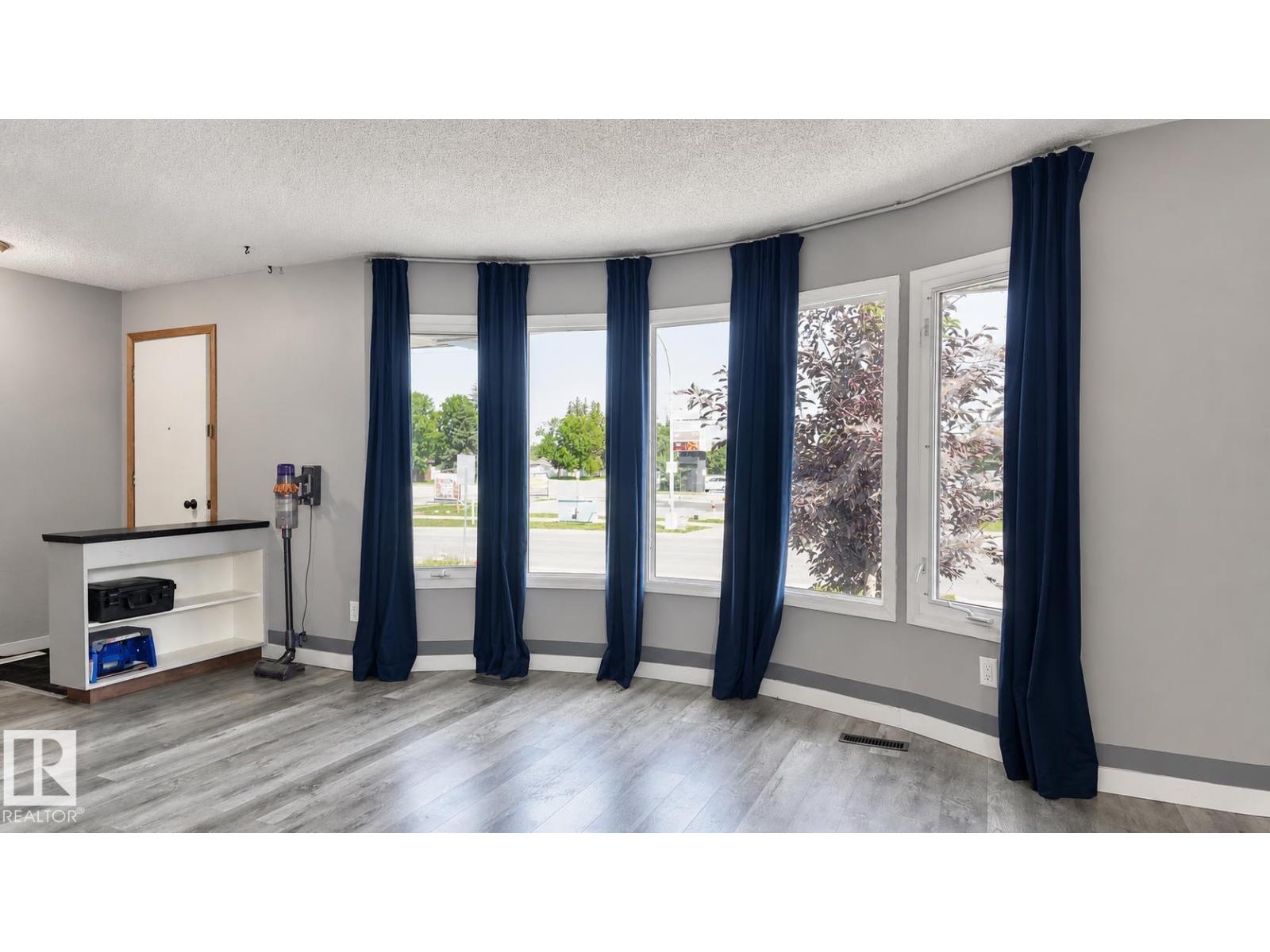 16608 109 St Nw Property Photo 9