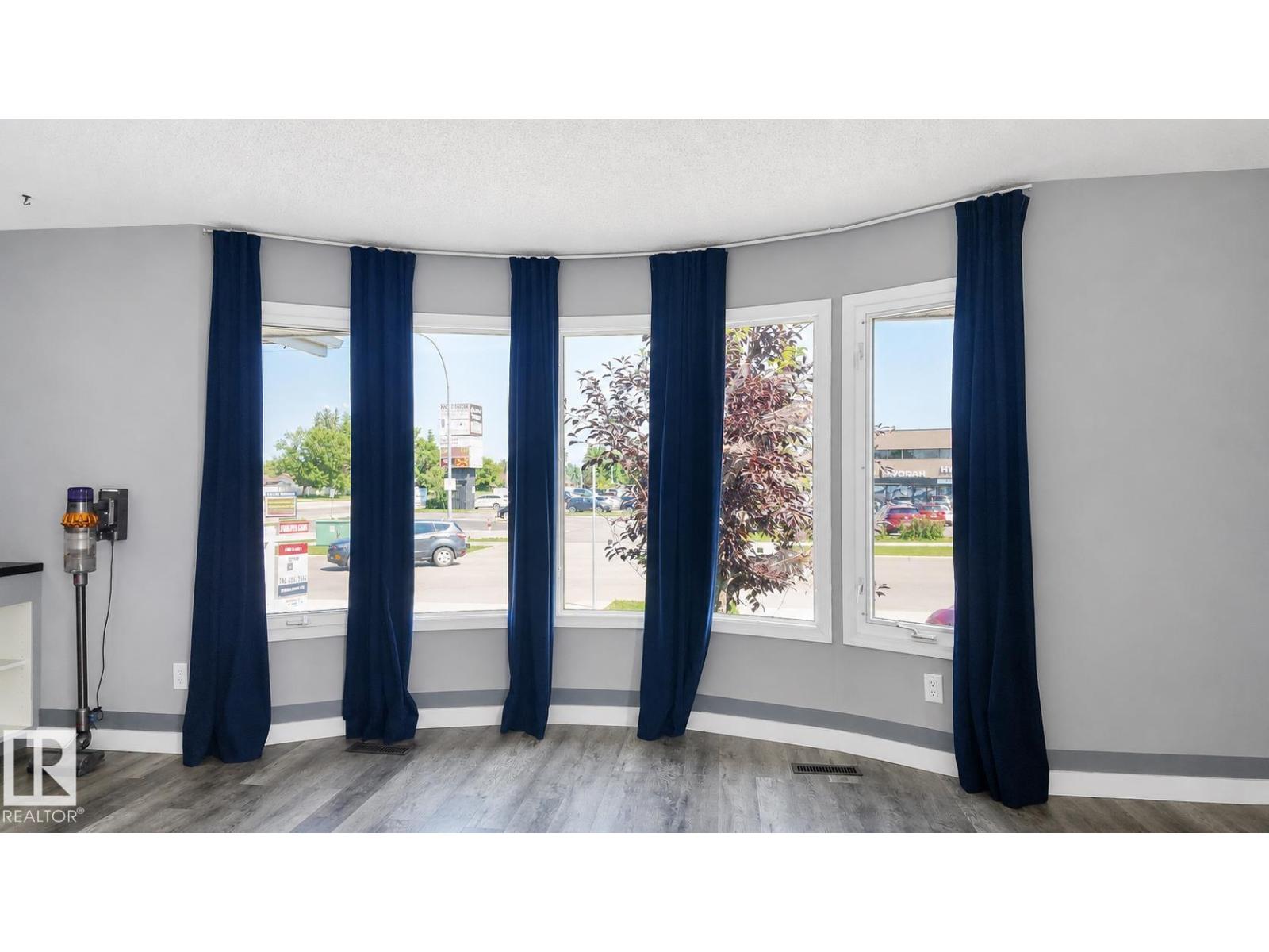 16608 109 St Nw Property Photo 10