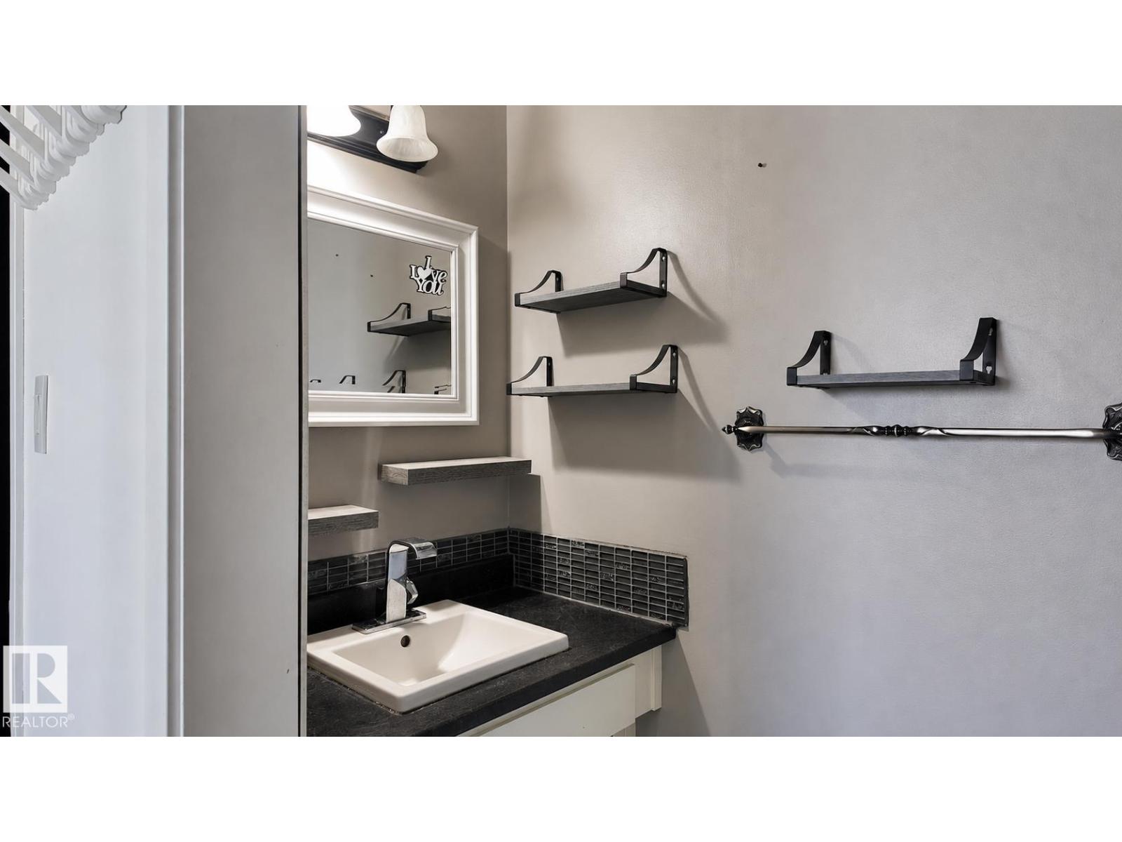 16608 109 St Nw Property Photo 24