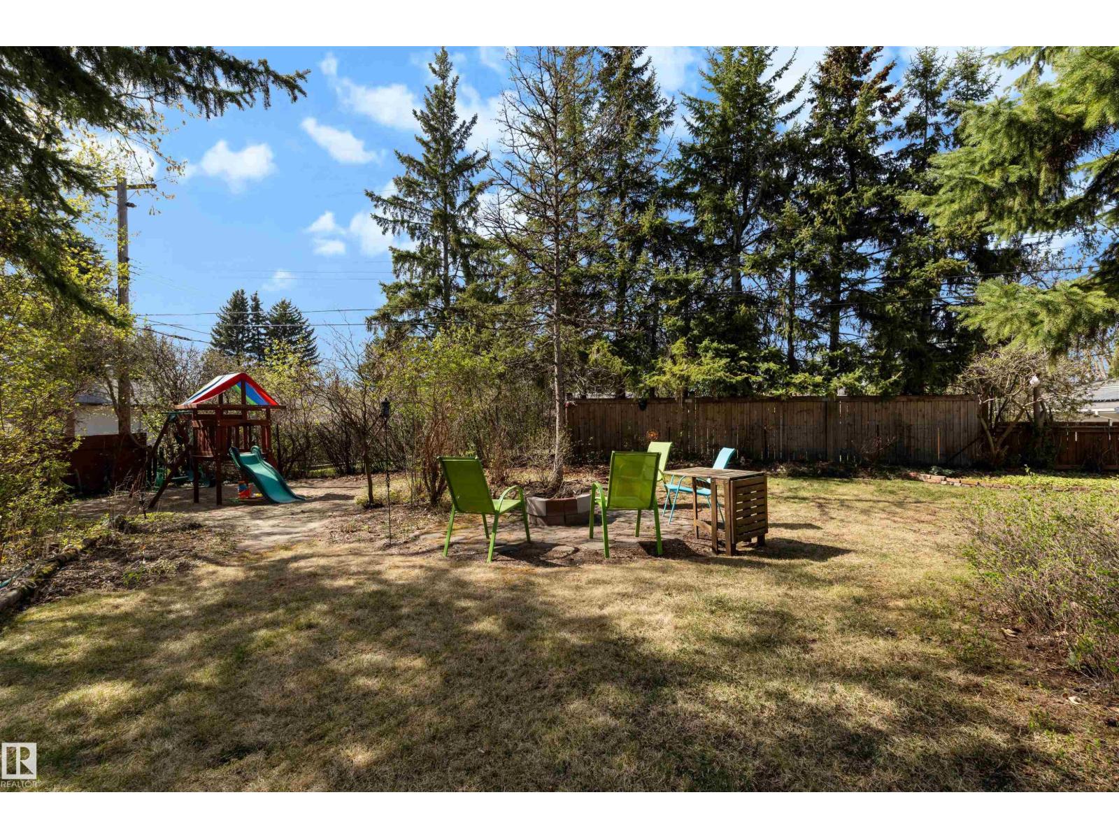 8 Garland Pl Property Photo 10