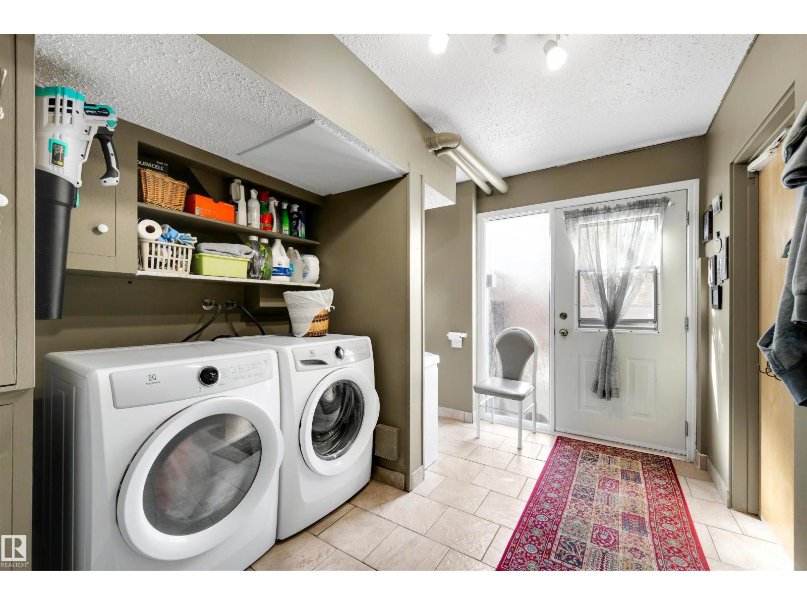 8 Garland Pl Property Photo 15