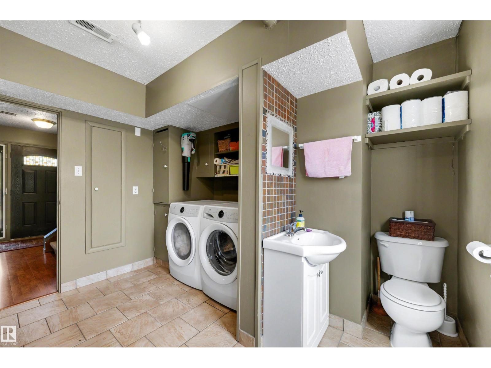 8 Garland Pl Property Photo 17