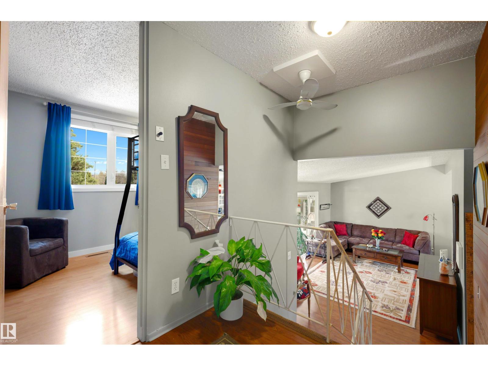 8 Garland Pl Property Photo 29