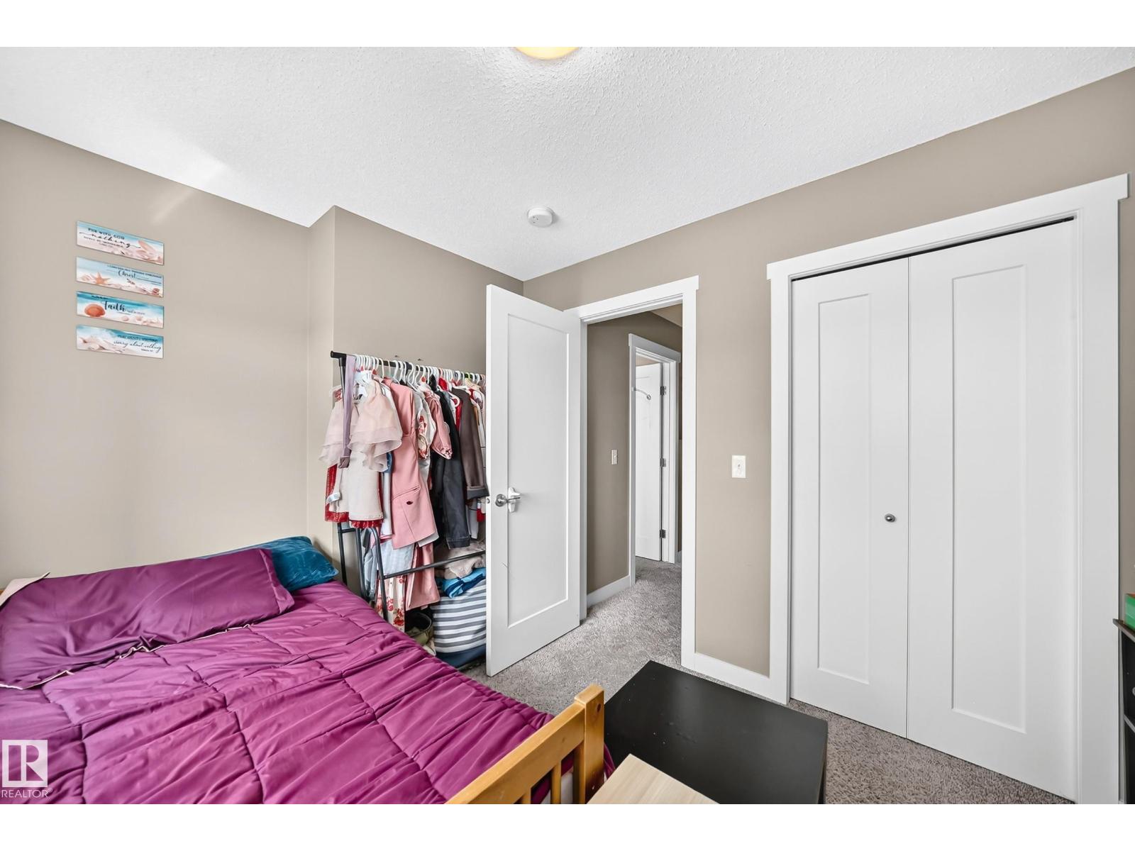 689 Black Stone Bv Property Photo 23