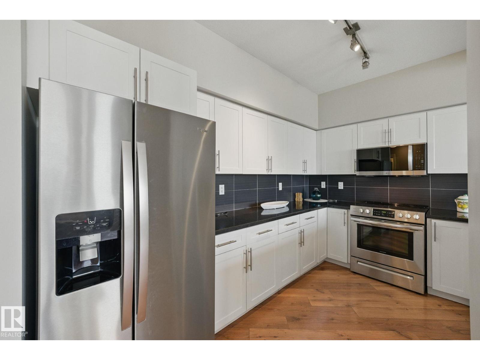 #2701 10136 104 St Nw Property Photo 8
