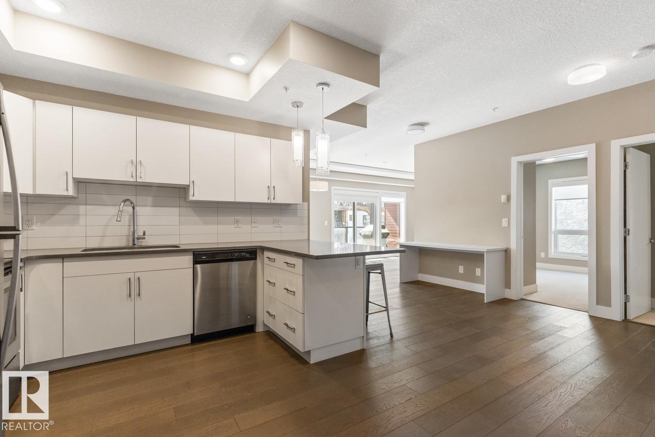 #203 10006 83 Av Nw Property Photo 10
