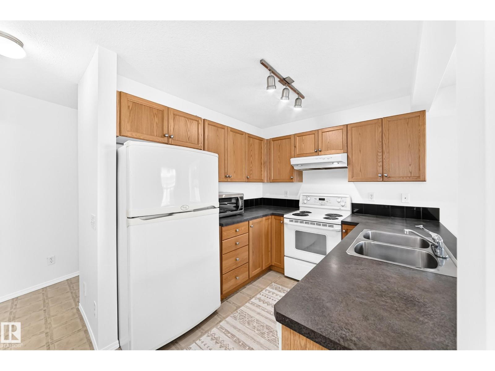 #93 230 Edwards Dr Sw Property Photo 8