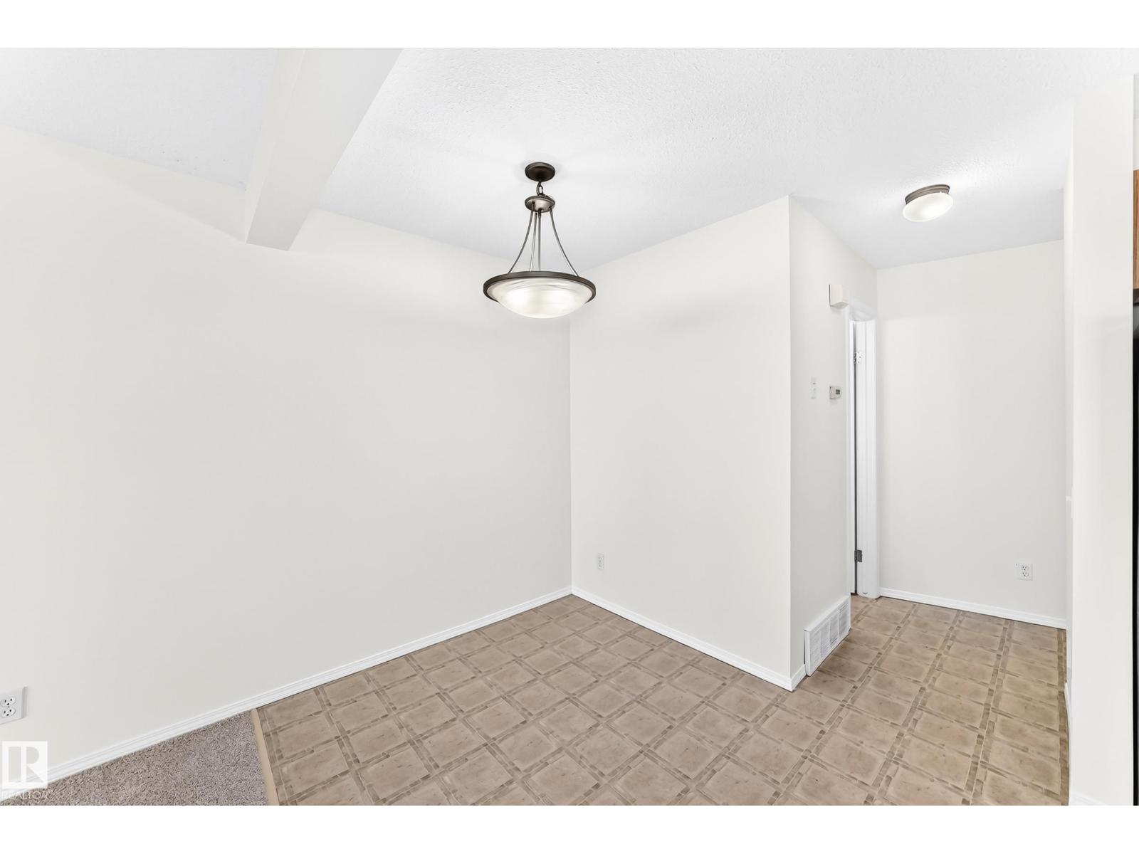 #93 230 Edwards Dr Sw Property Photo 12