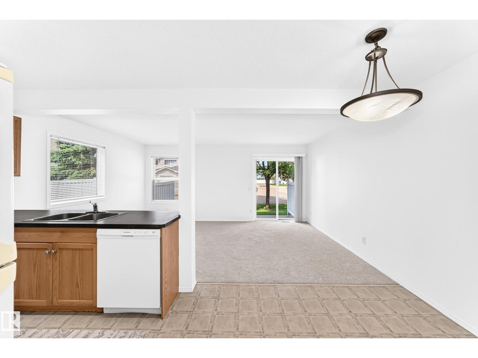 #93 230 Edwards Dr Sw Property Photo 15