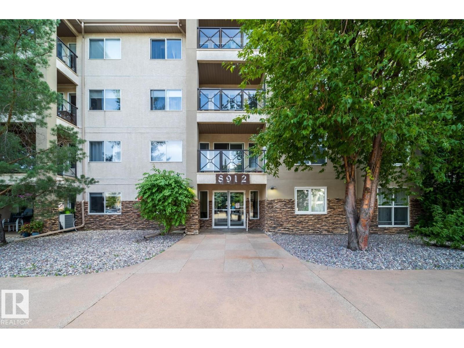 #209 8912 156 ST NW Property Photo 1