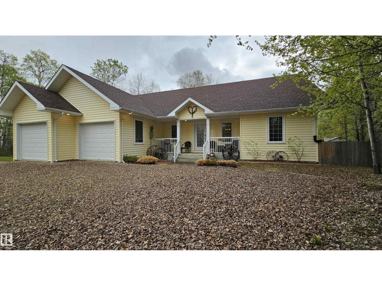 7 Andrew Dr Property Photo 2