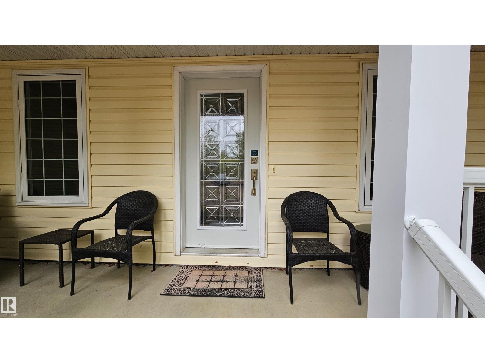 7 Andrew Dr Property Photo 5