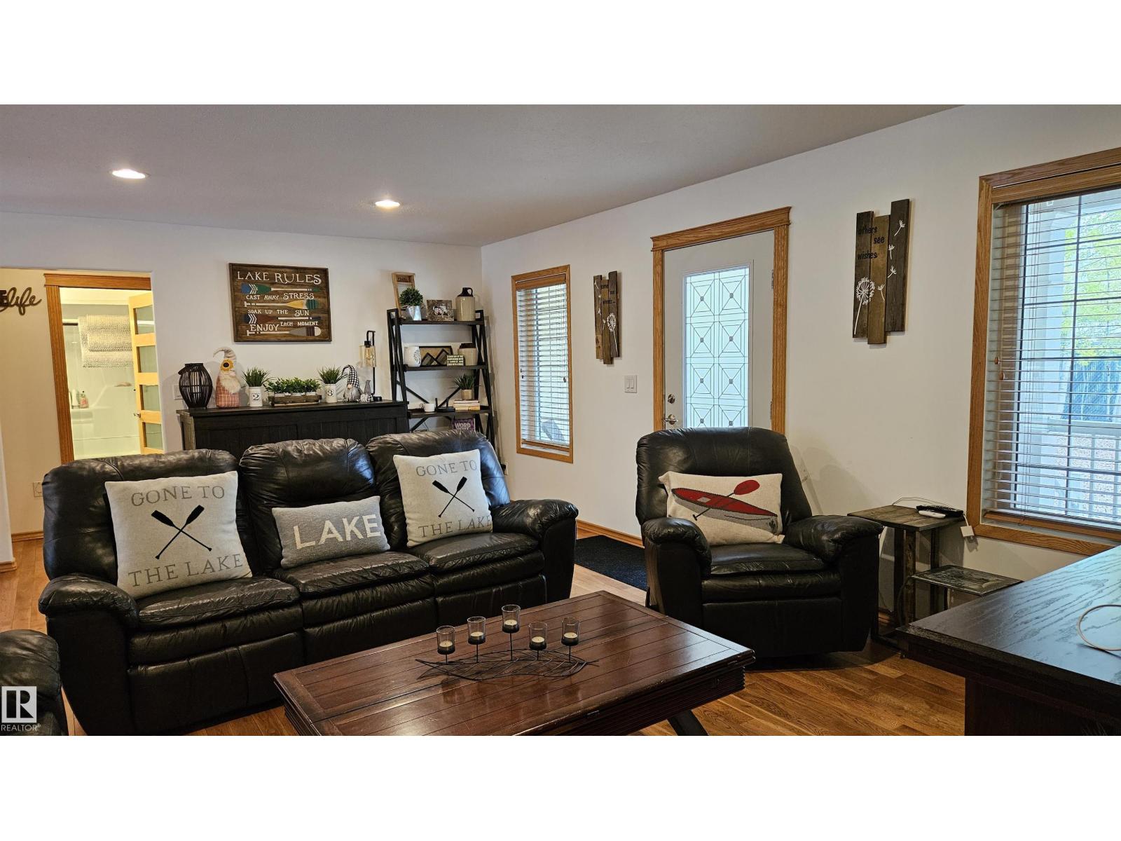 7 Andrew Dr Property Photo 7